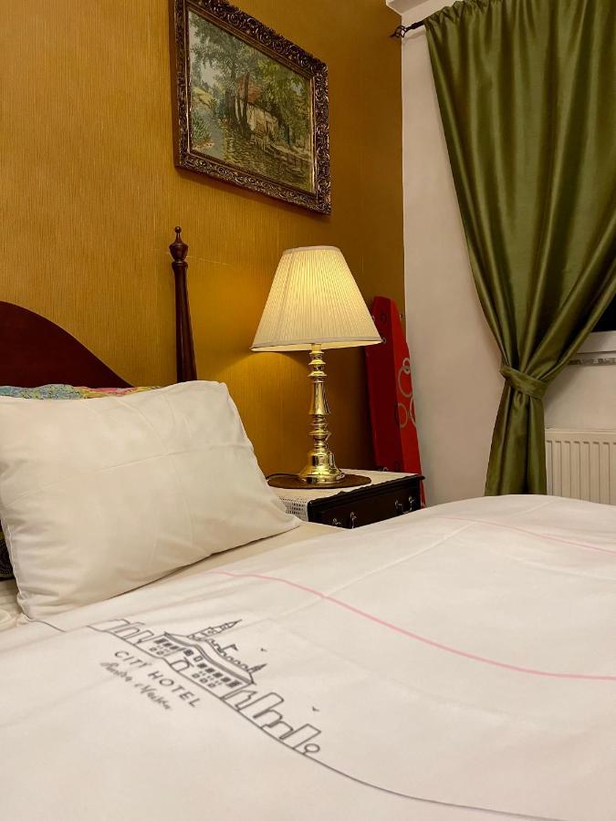 Apartment Nesti In Pristina Kosovo ภายนอก รูปภาพ