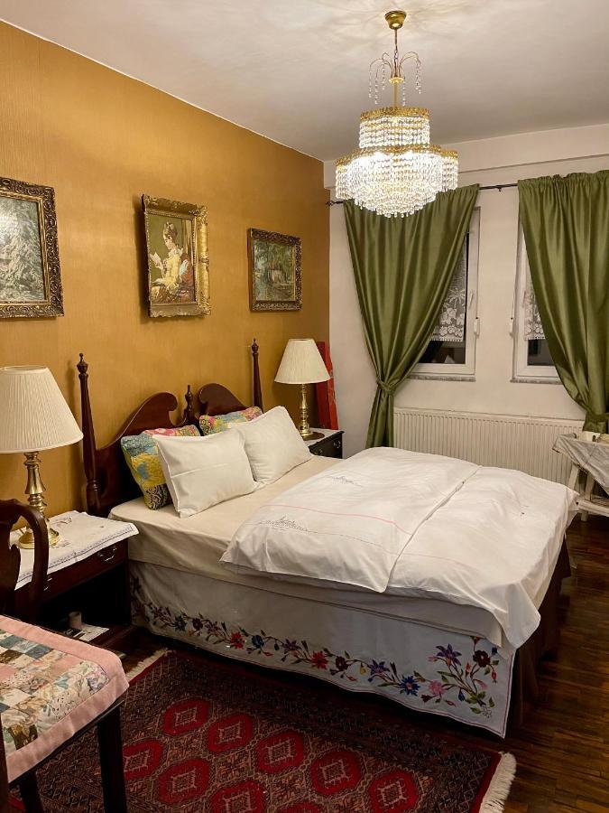 Apartment Nesti In Pristina Kosovo ภายนอก รูปภาพ