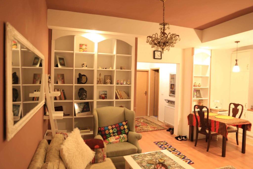 Apartment Nesti In Pristina Kosovo ภายนอก รูปภาพ