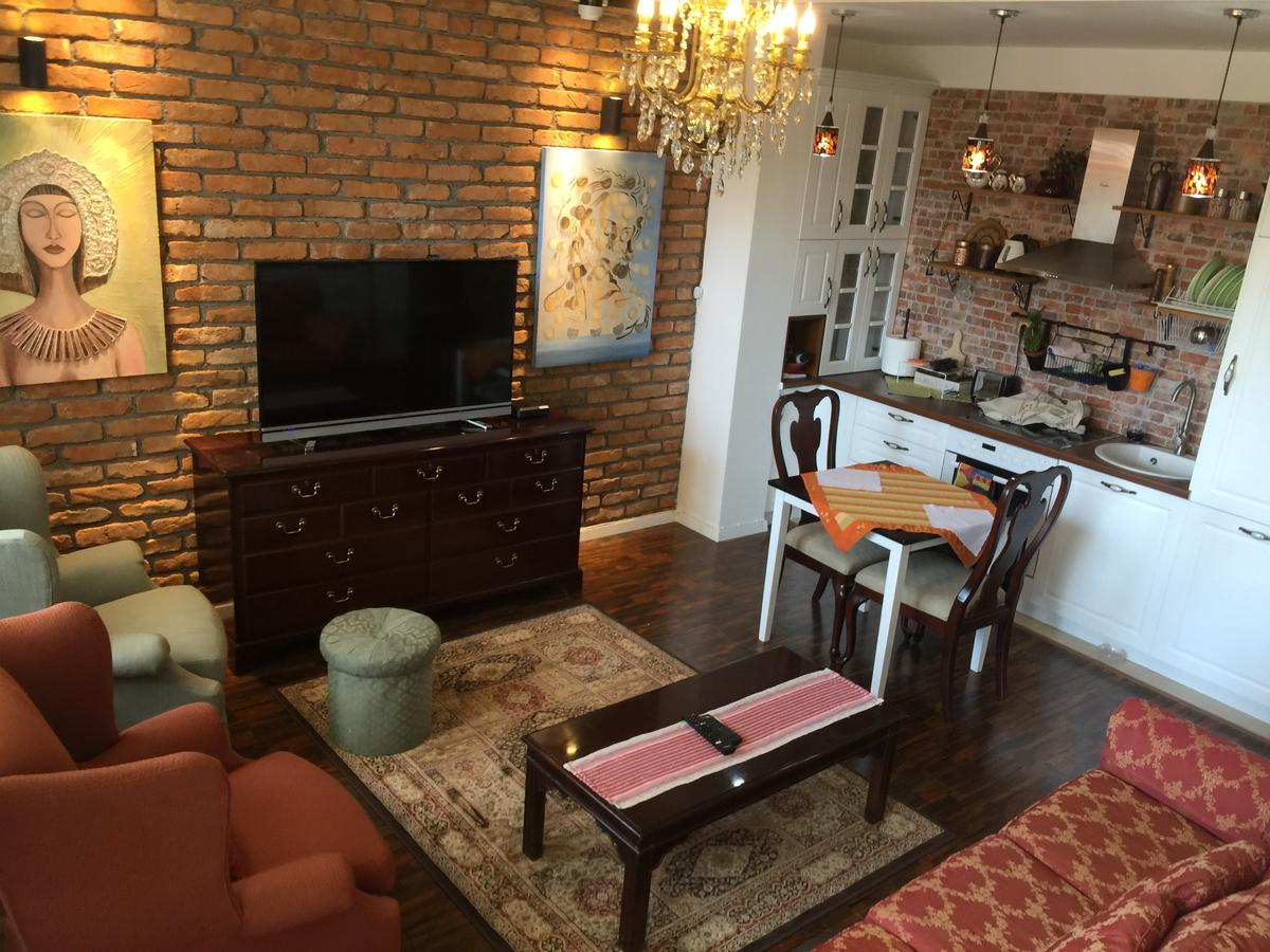 Apartment Nesti In Pristina Kosovo ภายนอก รูปภาพ