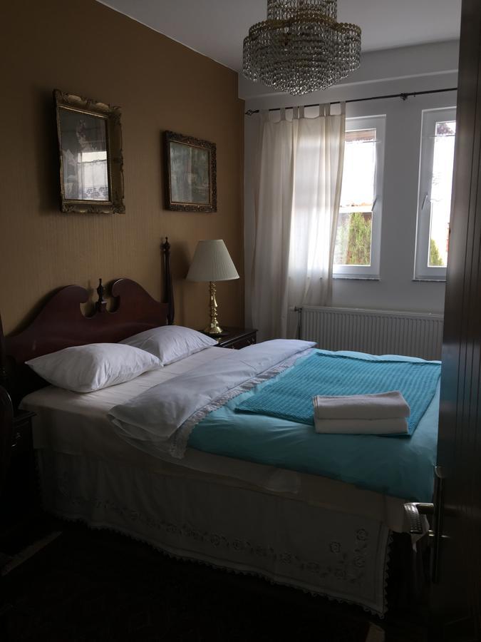 Apartment Nesti In Pristina Kosovo ภายนอก รูปภาพ