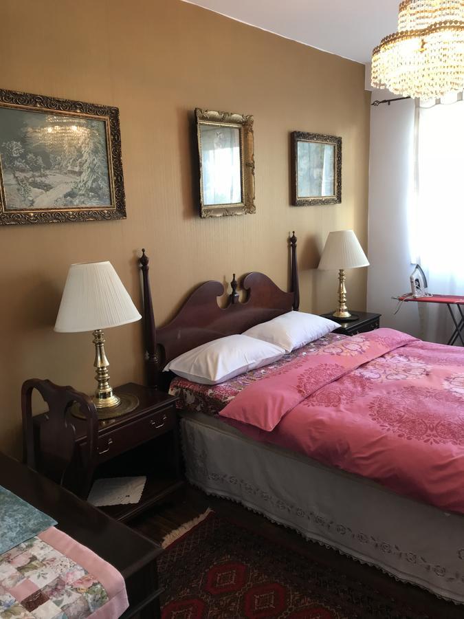 Apartment Nesti In Pristina Kosovo ภายนอก รูปภาพ