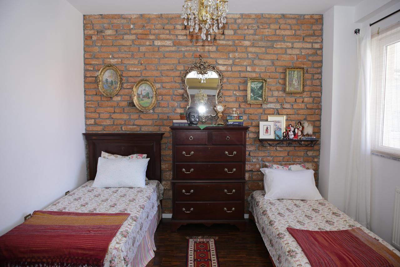 Apartment Nesti In Pristina Kosovo ภายนอก รูปภาพ
